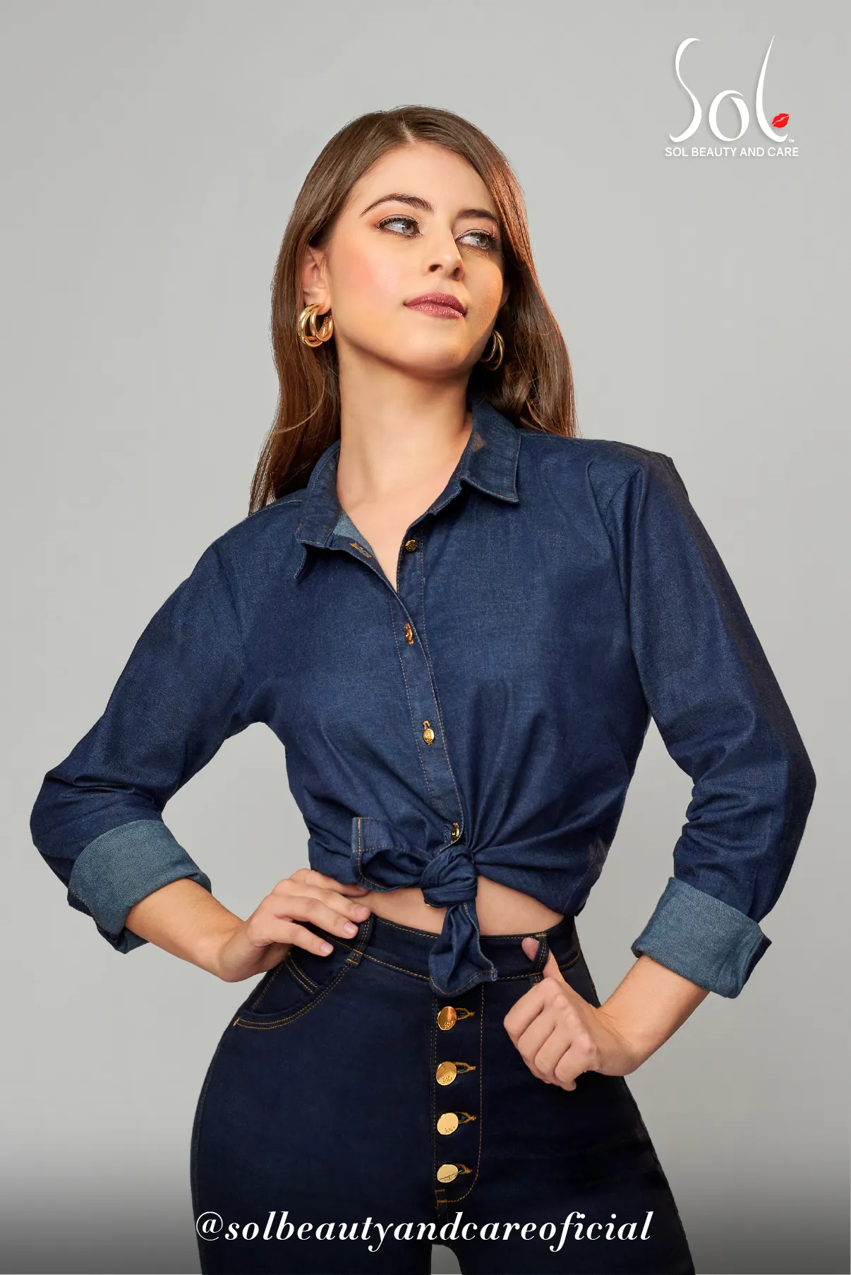 Certainly! To optimize the title of the e-commerce product Blouse Needy, we could make it more descriptive and appealing to potential buyers by including modifiers that highlight its style, material, or occasion. Heres an optimized product title:

Elegant Silk Blouse - Womens Fashion Top for Office and Casual Wear

This title includes modifiers like elegant, silk, and mentions the occasions its suitable for, which helps attract the right audience.