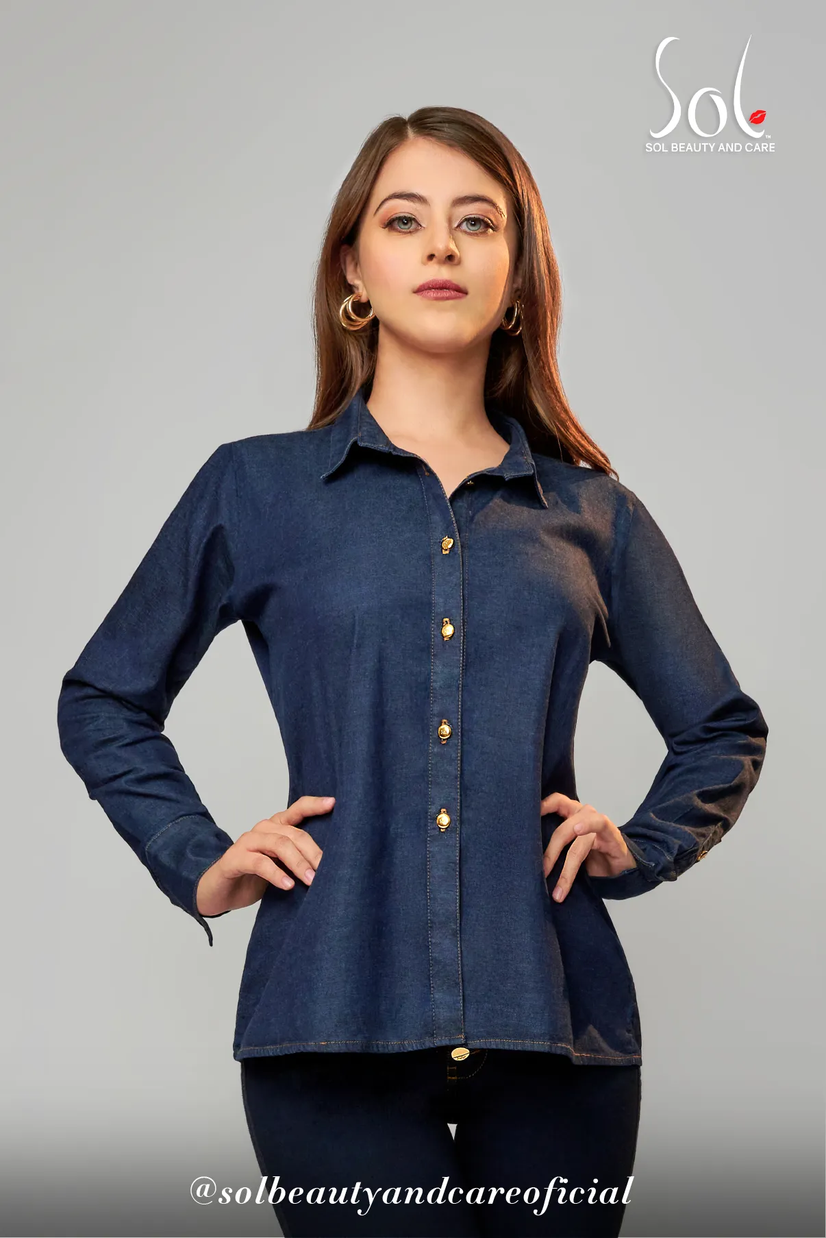 Certainly! To optimize the title of the e-commerce product Blouse Needy, we could make it more descriptive and appealing to potential buyers by including modifiers that highlight its style, material, or occasion. Heres an optimized product title:

Elegant Silk Blouse - Womens Fashion Top for Office and Casual Wear

This title includes modifiers like elegant, silk, and mentions the occasions its suitable for, which helps attract the right audience.