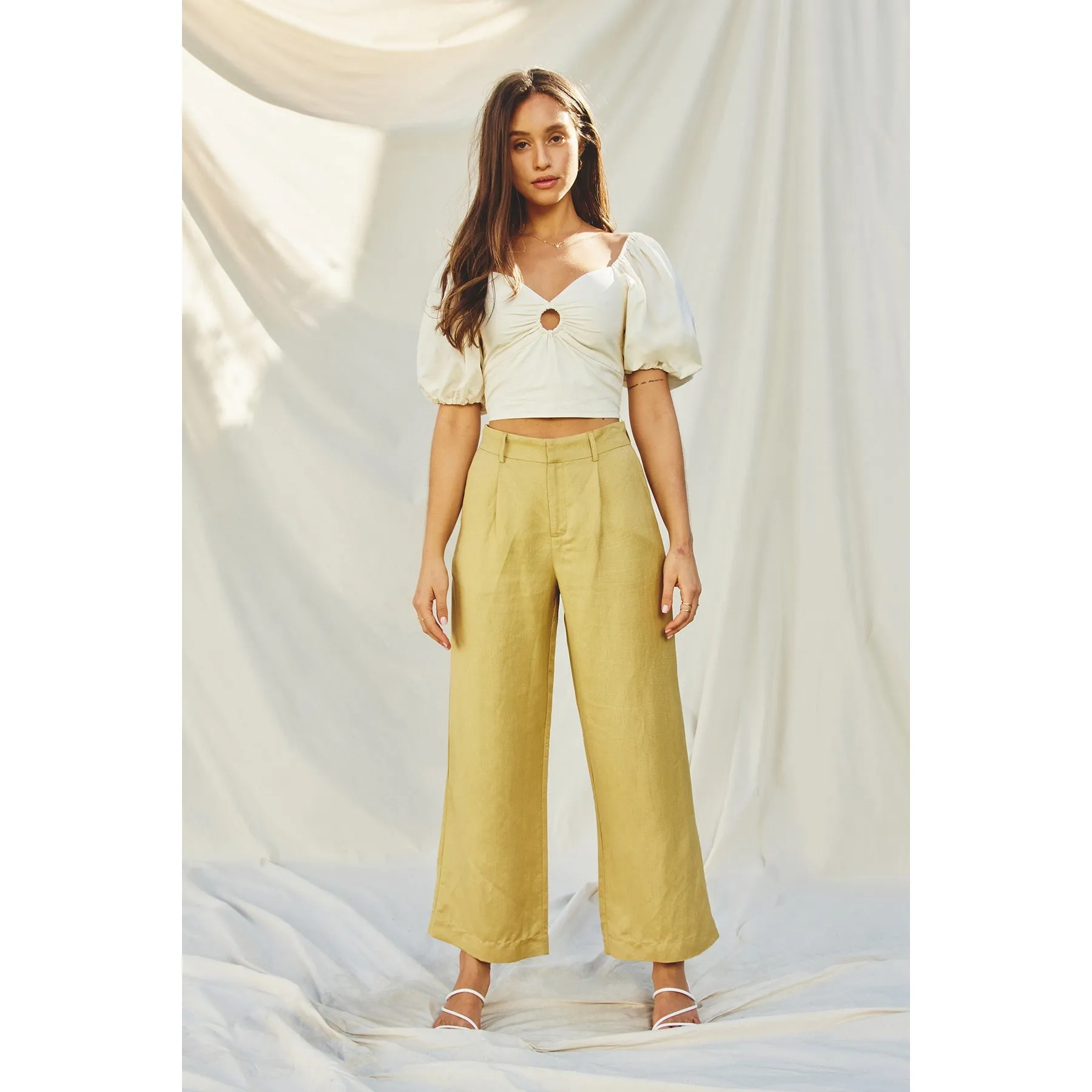 Cotton Cutout O Ring Crop Top