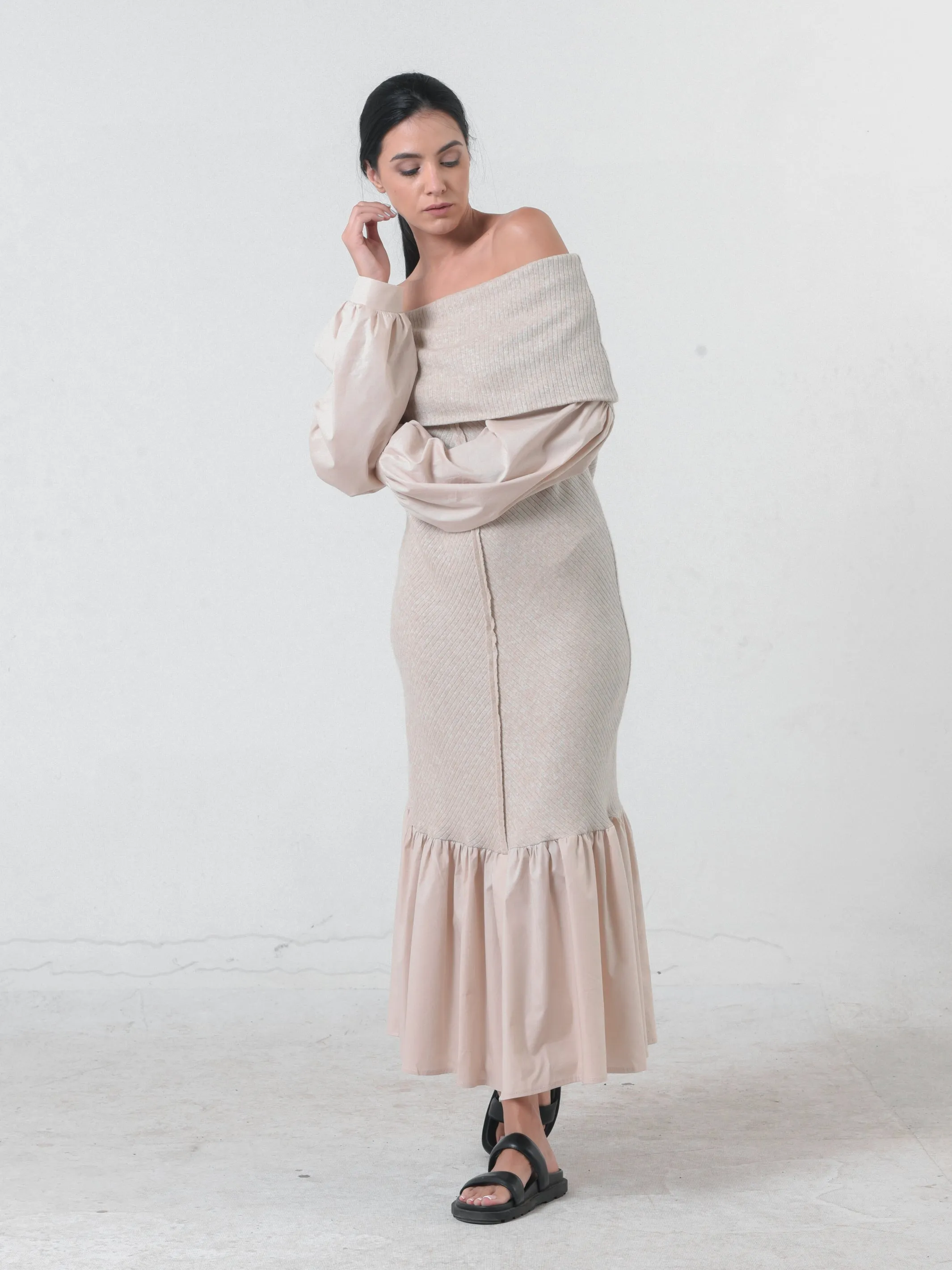 Knitted Off-The-Shoulder Dress In Beige