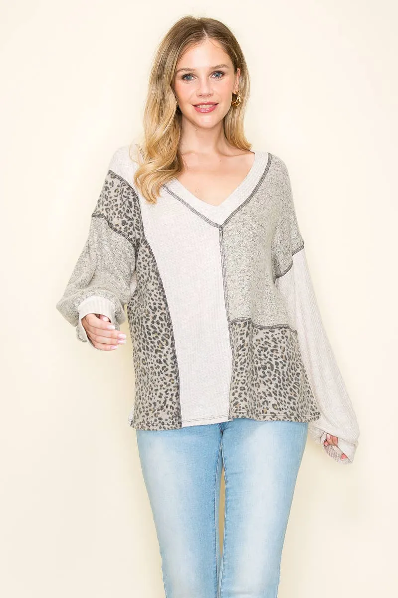 Lola V-neck Top