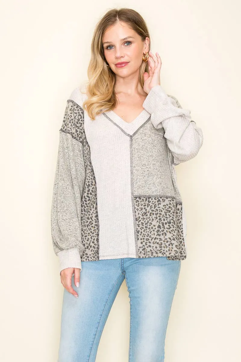 Lola V-neck Top