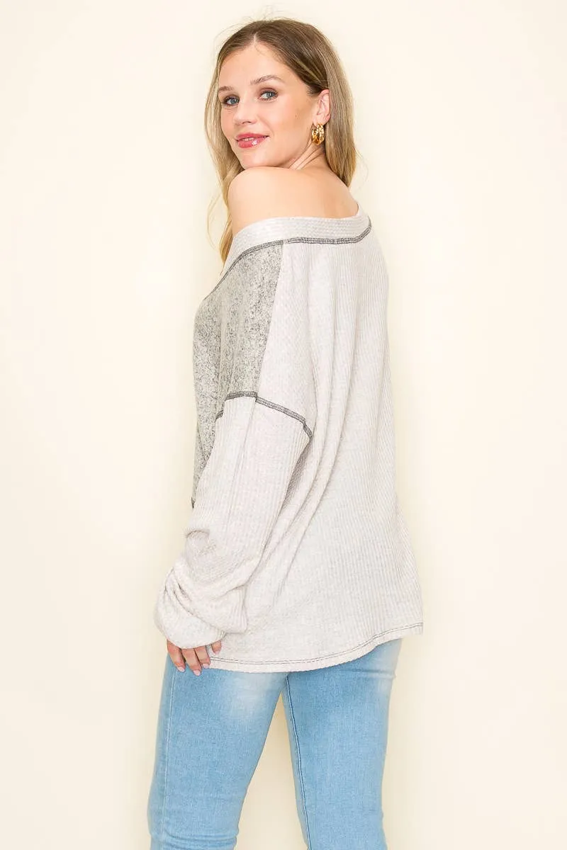 Lola V-neck Top