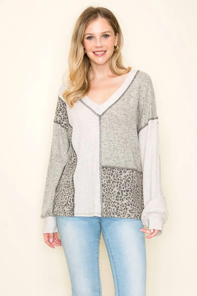 Lola V-neck Top