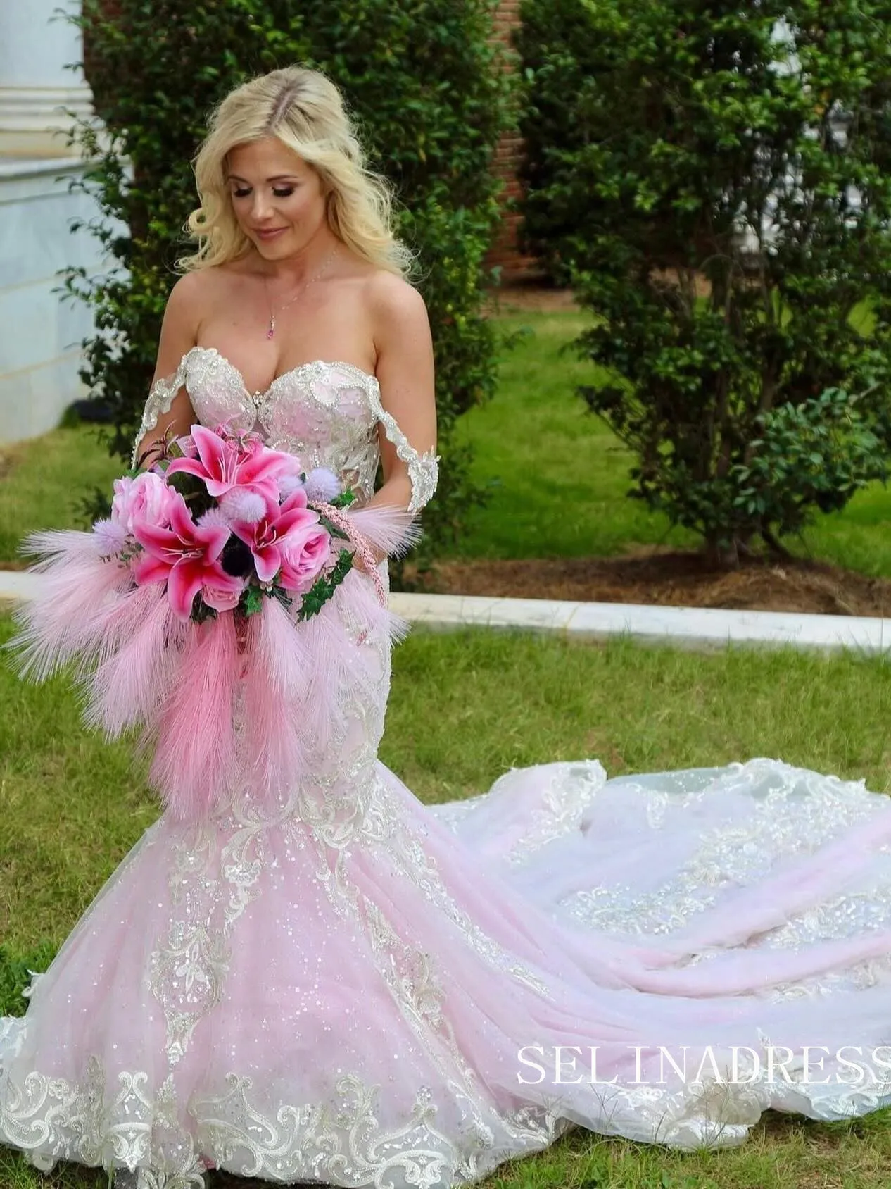 Mermaid Off-the-shoulder Pink Beaded Wedding Dress Bridal Gowns With Big Train TKL3044