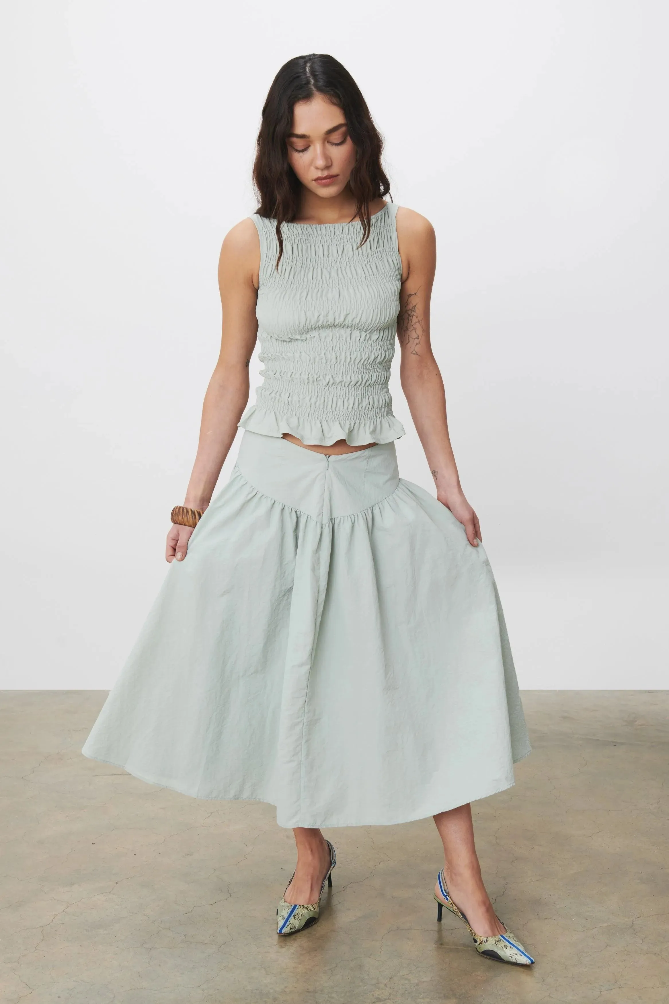 Elegant Oyster-Colored Deba Midi Skirt