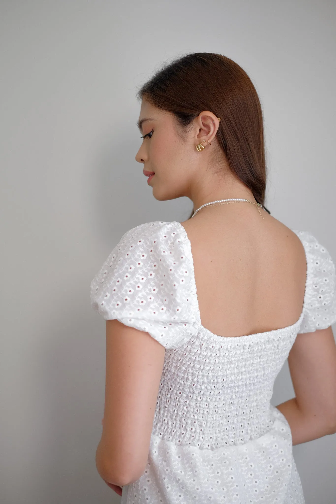 The Suri Mini dress - white eyelet